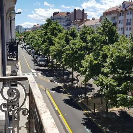 Berriat Estacade Appartement *
